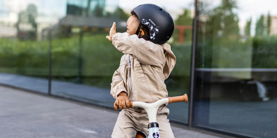 Dlaczego kask to podstawa? Przewodnik po wyborze idealnego kasku dla Twojego dziecka