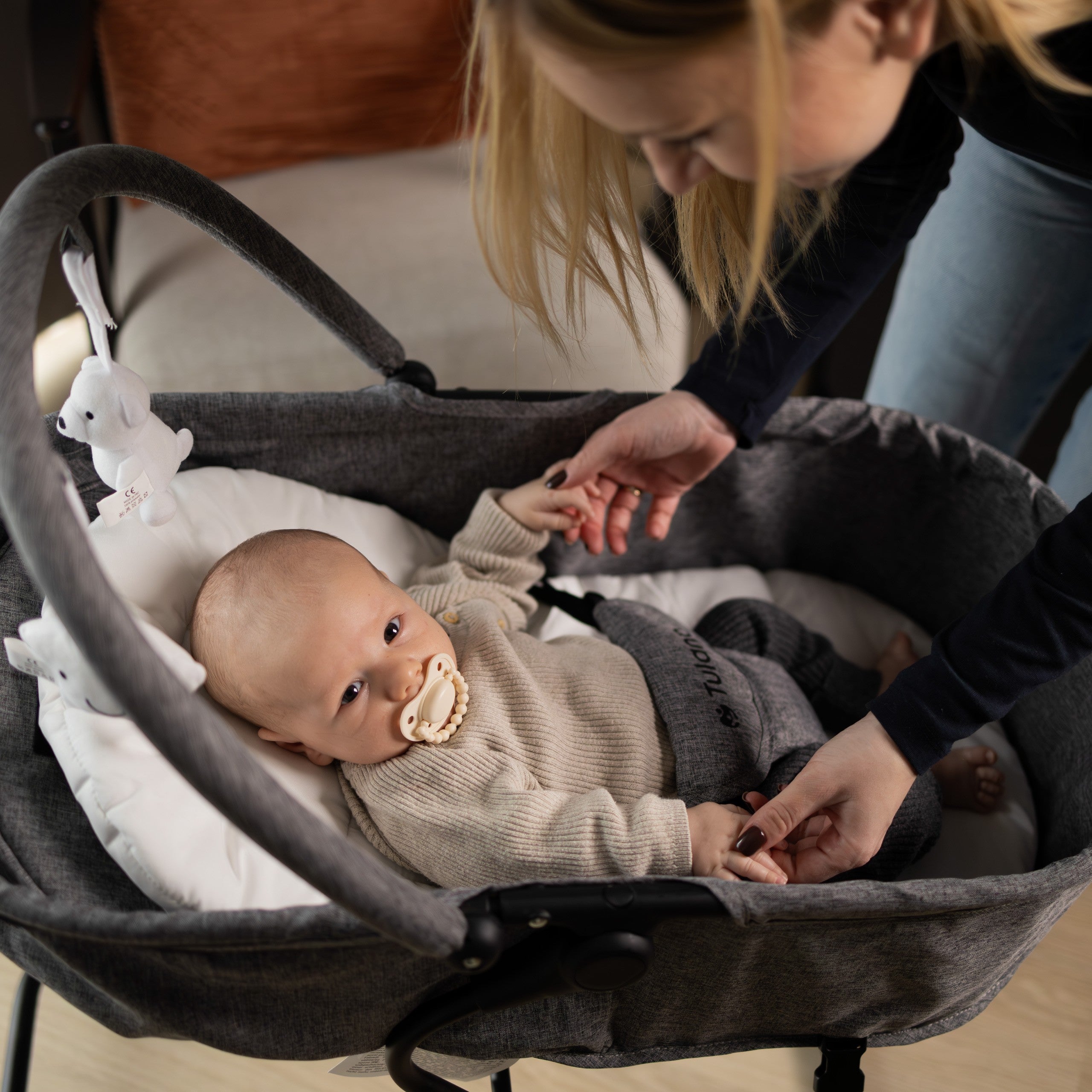 Tulano Moon 35 4-in-1 Hüpf- und Schaukelstuhl 