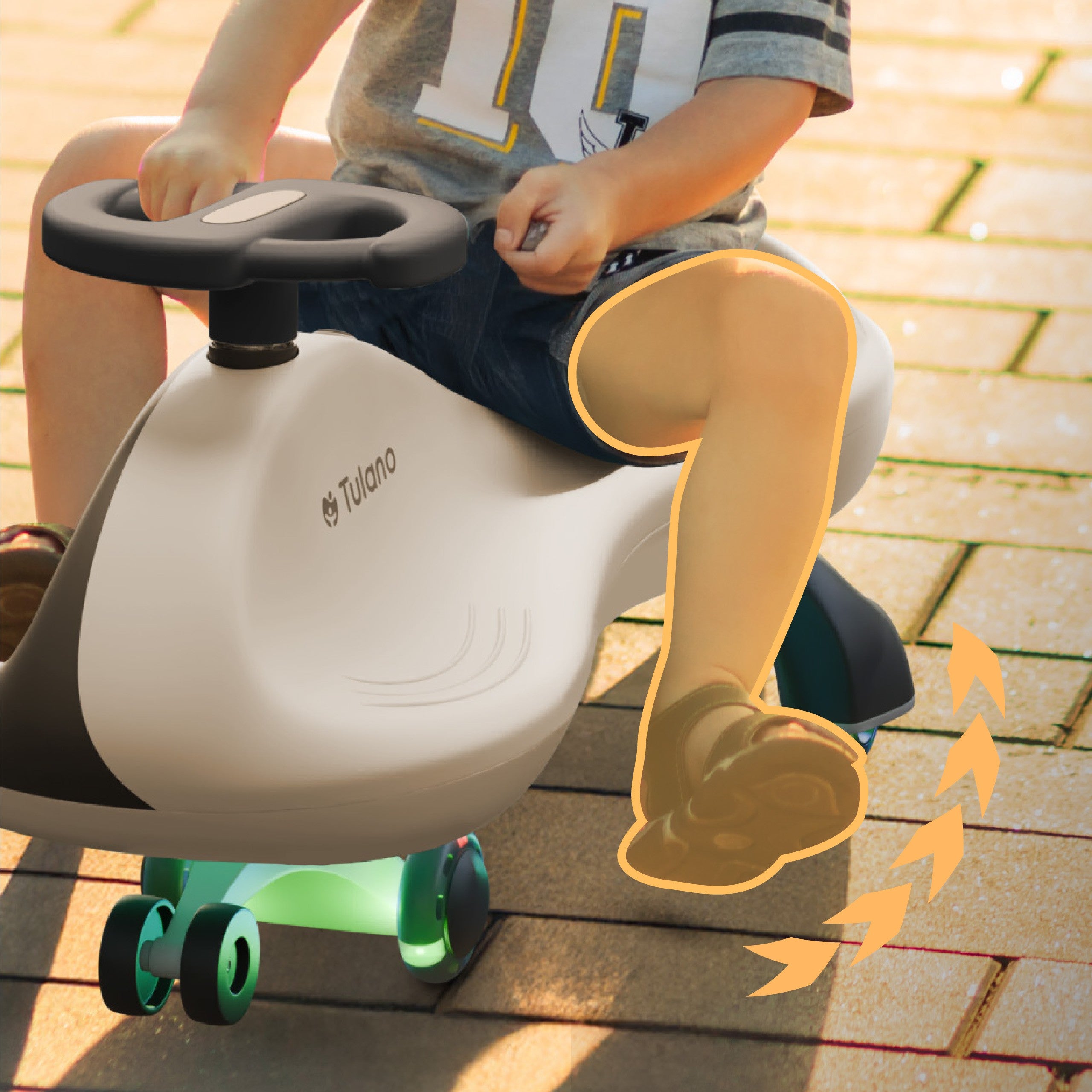 Tulano Focus 35 Beige LED Gravity Ride-On für Kinder 