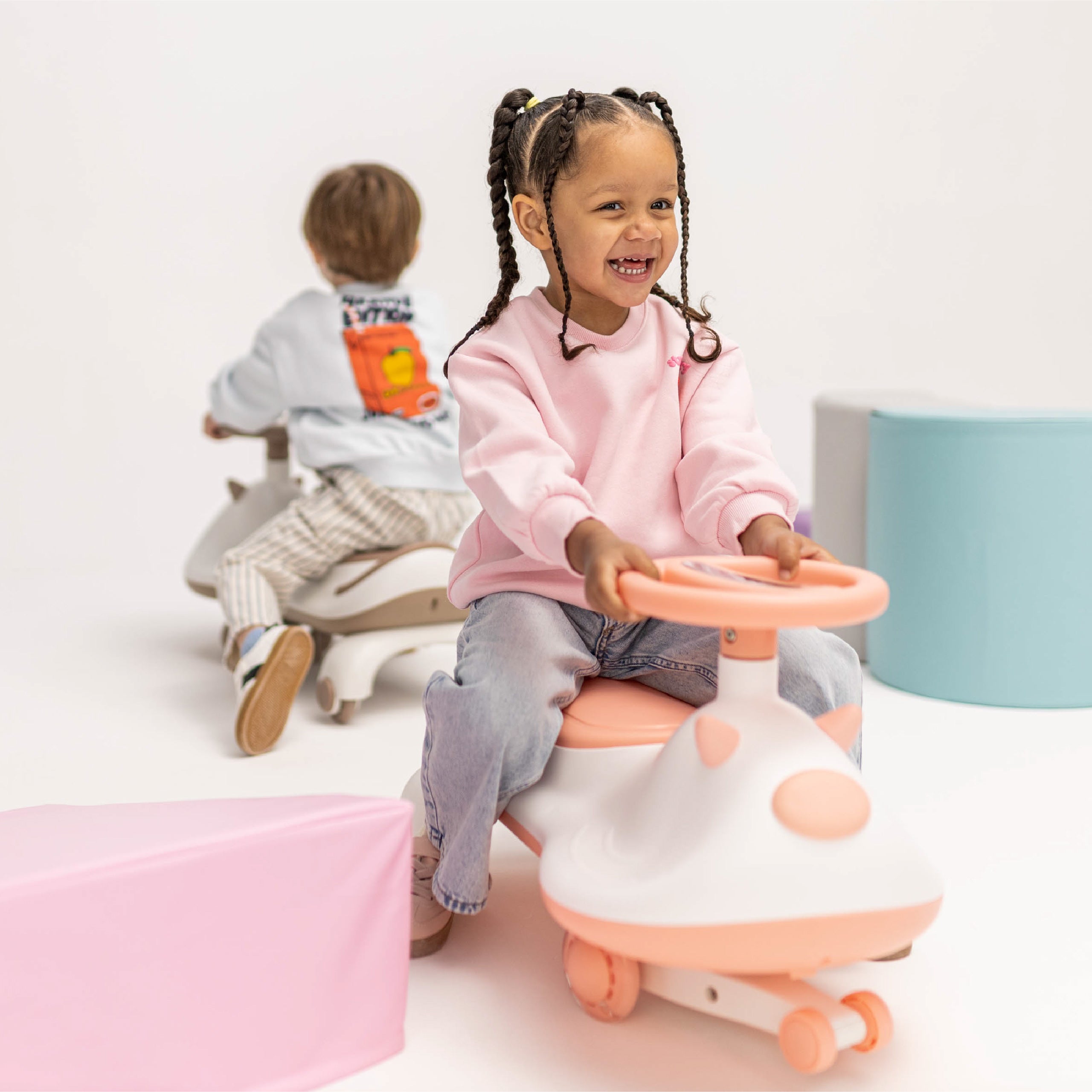 Tulano Focus 45 Pink LED Gravity Ride-On 