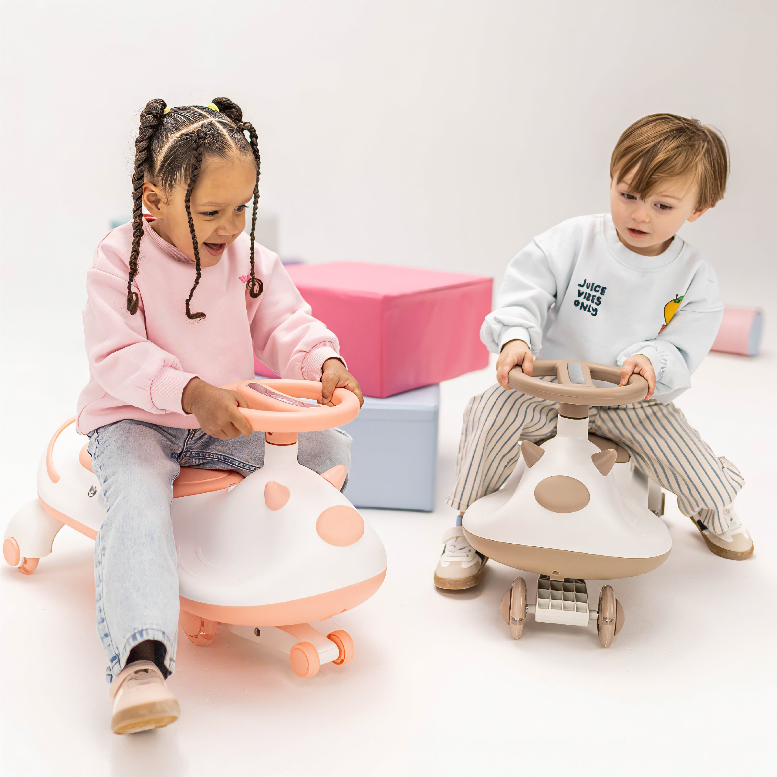 Tulano Focus 45 Pink LED Gravity Ride-On 