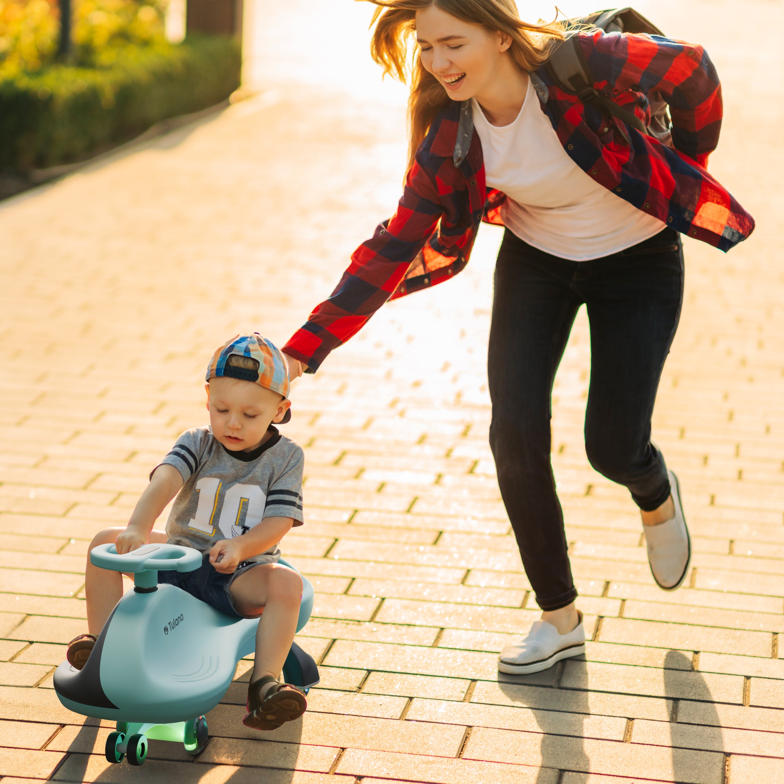 Tulano Focus 35 LED-Schwerkraft-Elektroauto für Kinder 