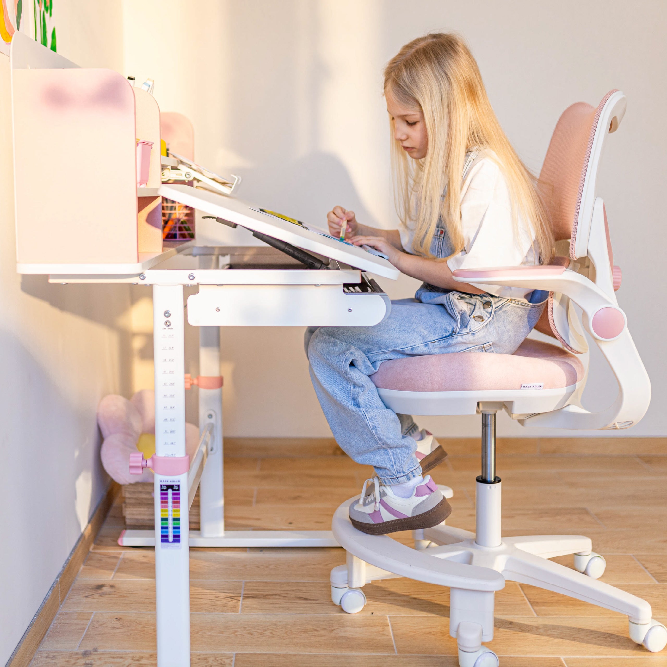 Mark Adler Junior 5.7 Pink Kinderschreibtischstuhl 