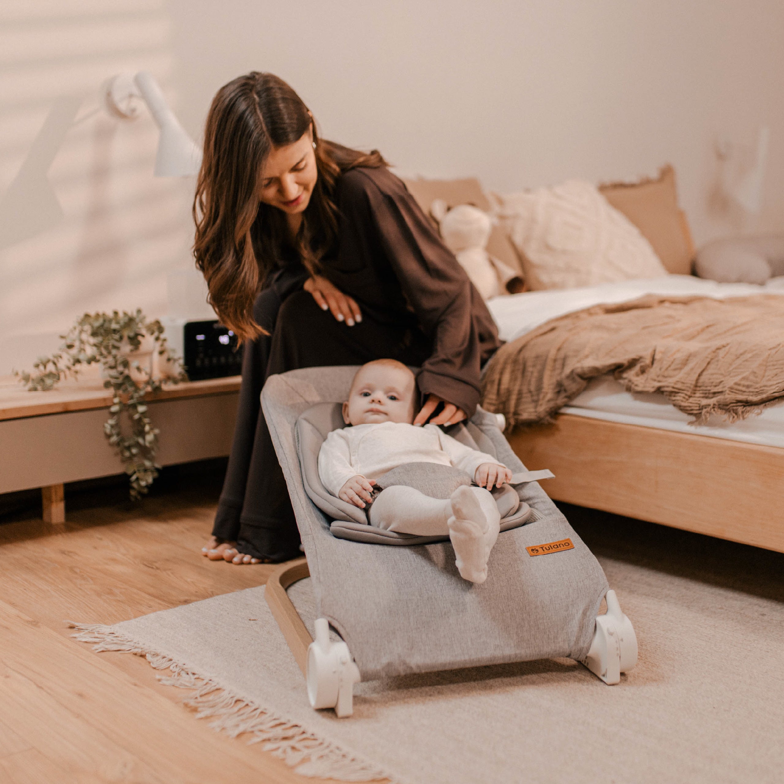 Tulano Moon 50 Grauer Schaukelstuhl