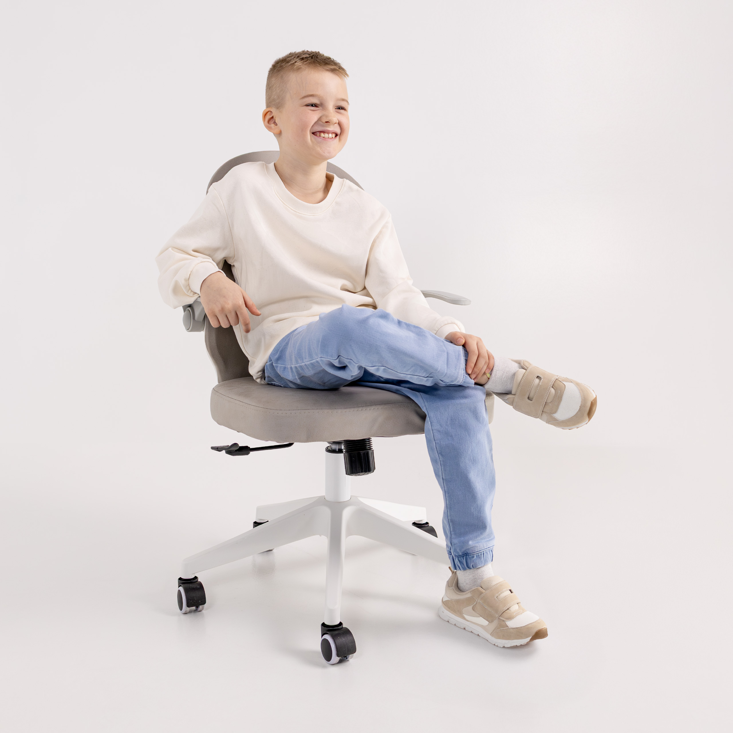 Oddychające materiały w fotelu Junior 4.0